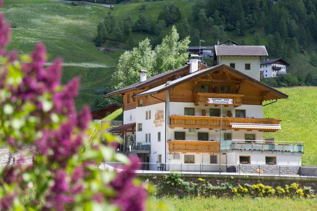 Gasthof Trausberg Corvara in Passiria Kültér fotó