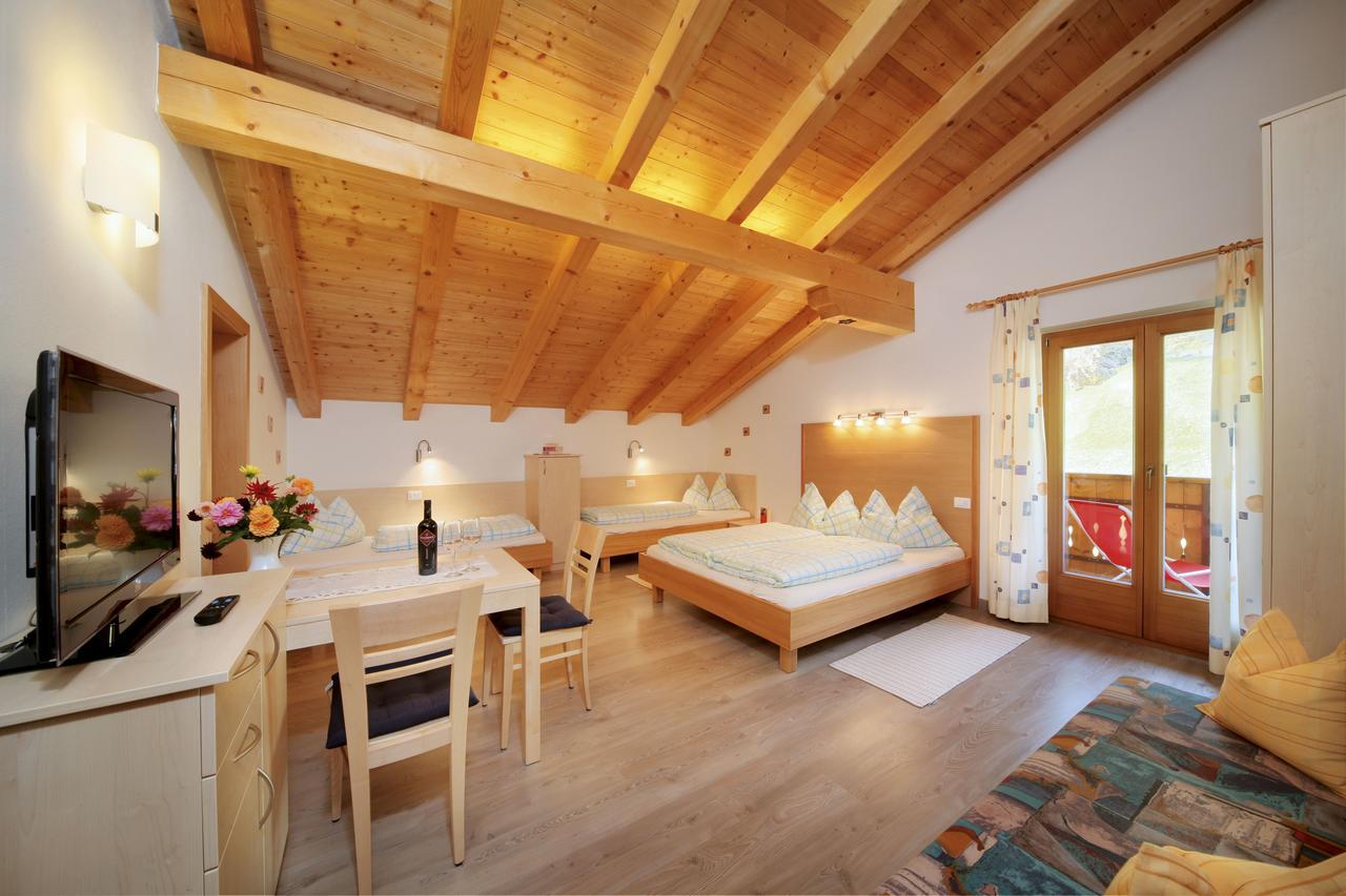 Gasthof Trausberg Corvara in Passiria Kültér fotó